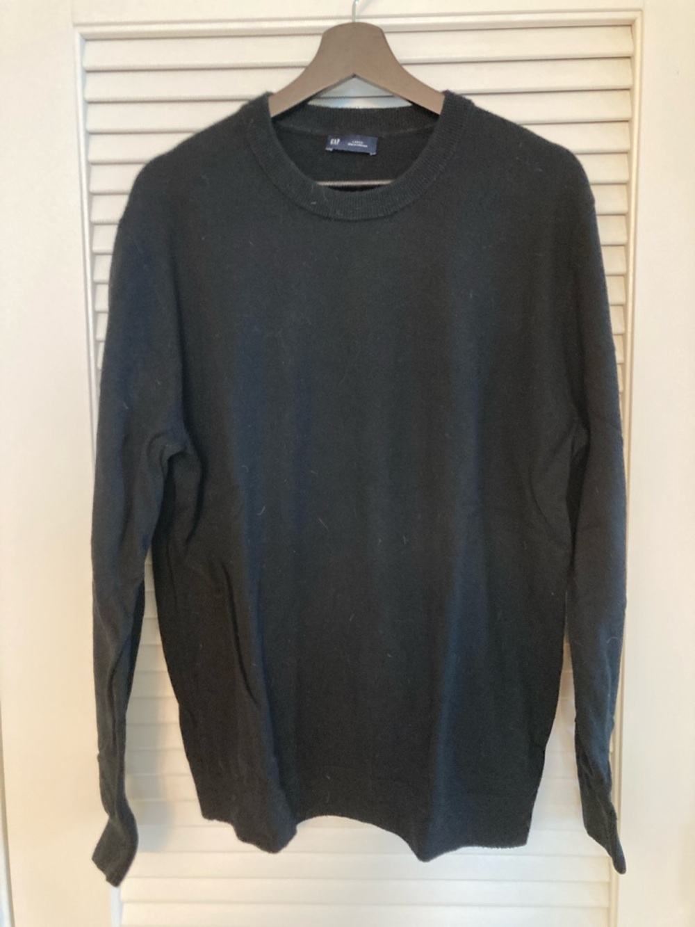 GAP Cashsoft Men's Classic Black Crewneck Pullover Sweater (Size L)